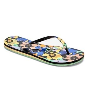 🆕 Roxy Flip Flops Size 9